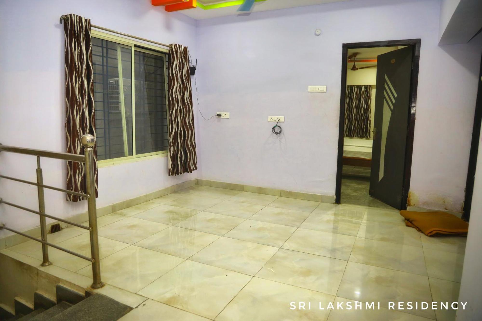 Sri Lakshmi Residency 호텔 티루파티 외부 사진